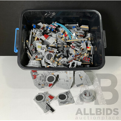 Large Collection of Mixed Lego