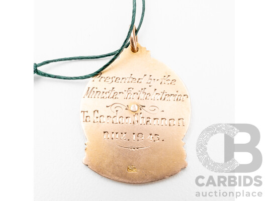9ct Rose Gold Medal of Canberra Historical Significance, Telopea Park School 1943 - Write Up in Description