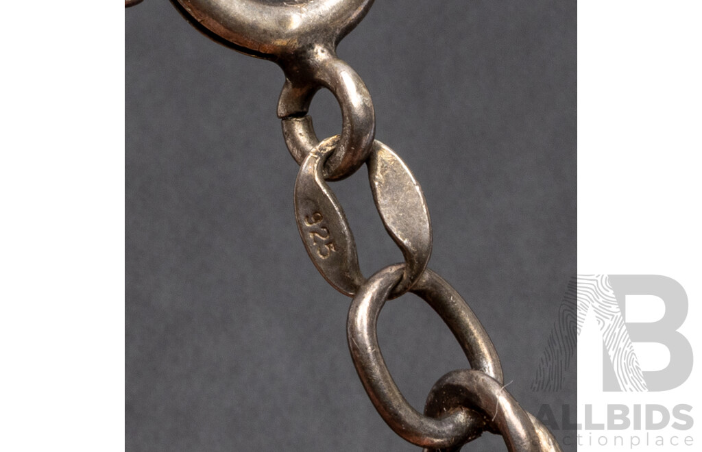 Collection of 925 Sterling Silver Bracelets & Necklace - 119.75gms