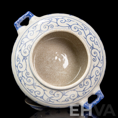 Chinese Blue & White Ceramic Storage/Fermentation Jar with Lid