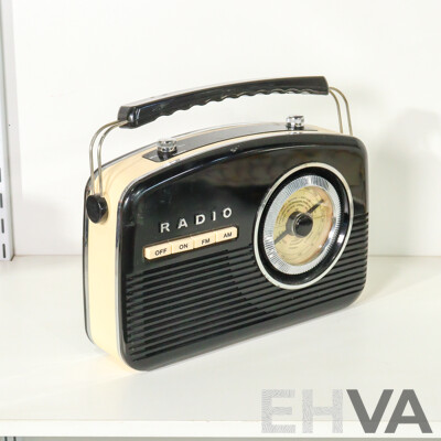 Terris Retro Style AM/FM Radio