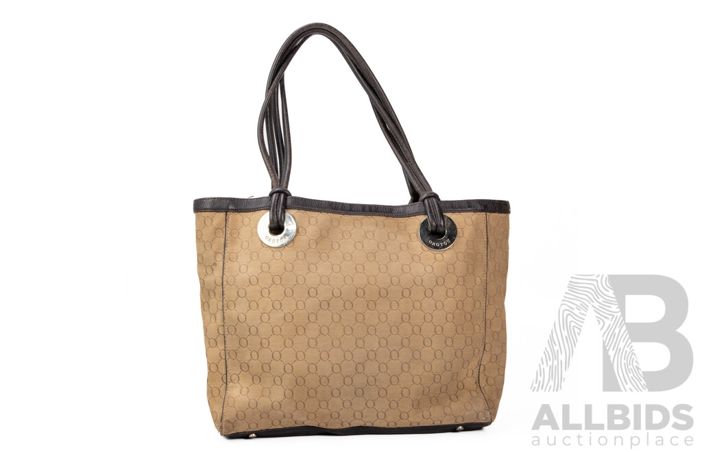 Oroton Signature 'Big O' Tote Bag
