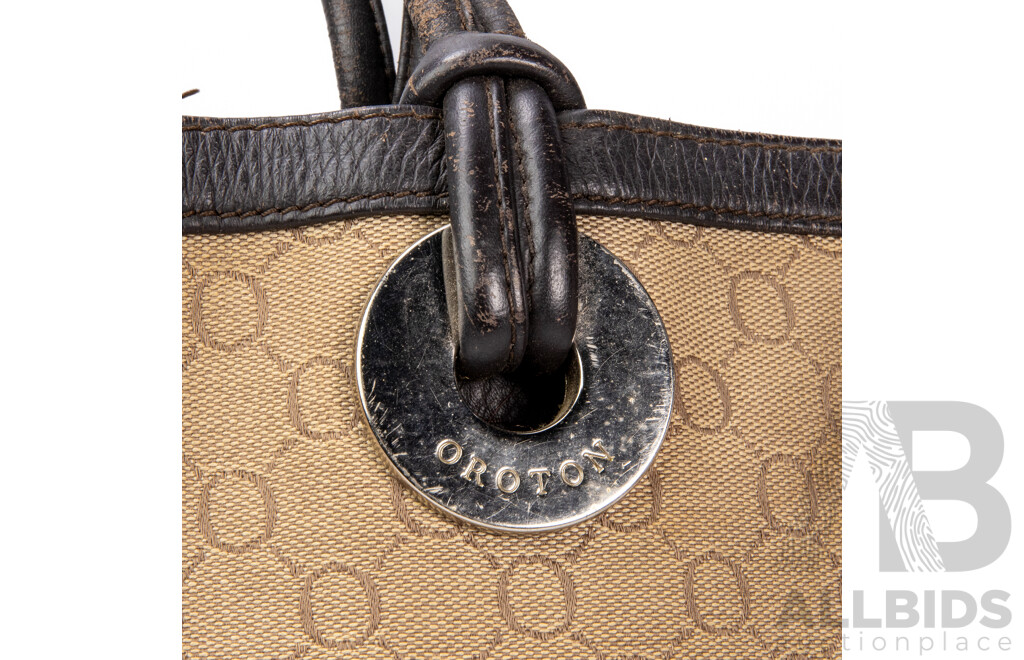 Oroton Signature 'Big O' Tote Bag