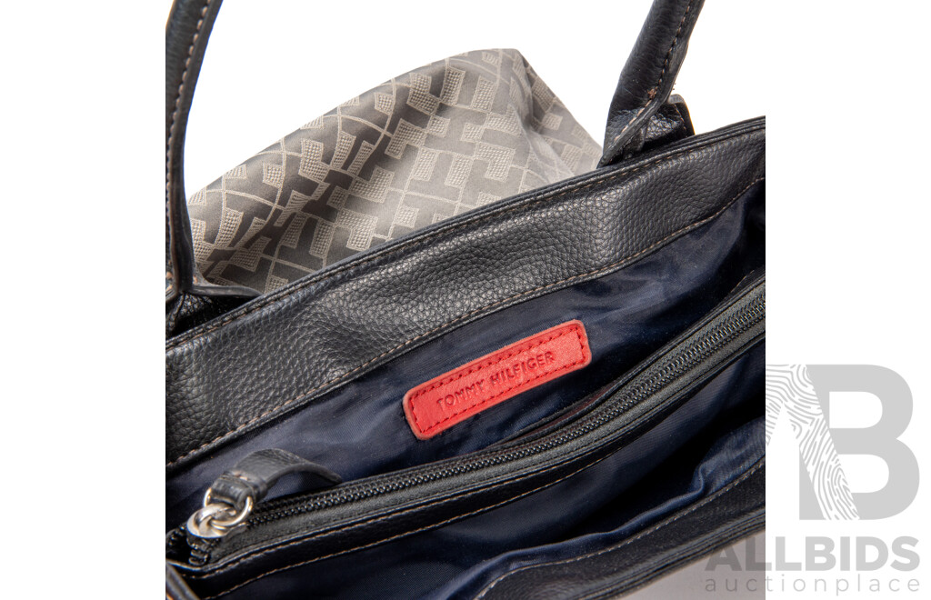 Tommy Hilfiger Monogram Handbag with Samsonite Move 2.0 Shoulder Bag