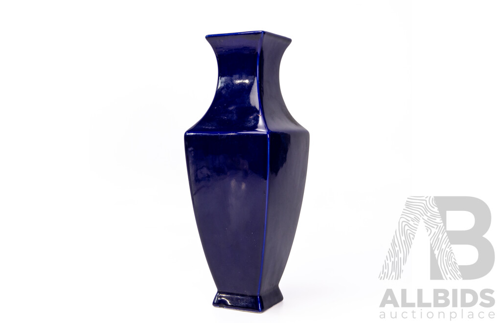 Maxwell & Williams Blue Glazed Porcelain Vase