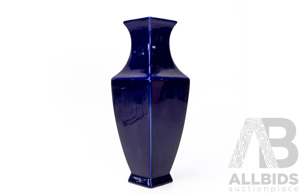 Maxwell & Williams Blue Glazed Porcelain Vase