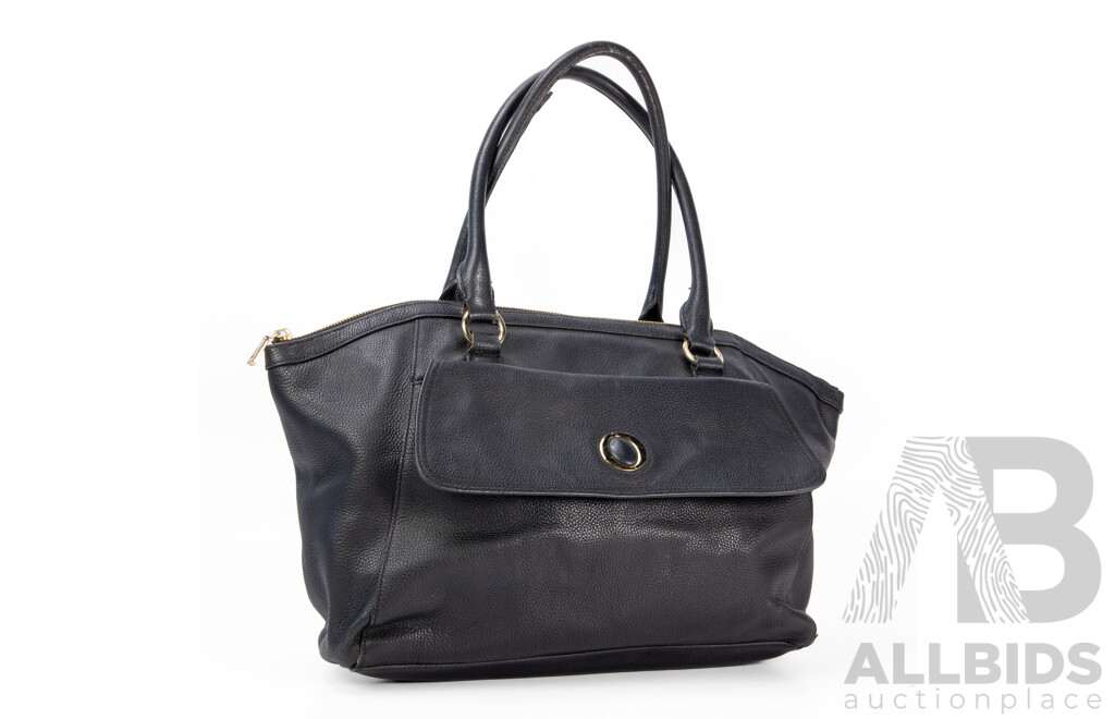 Black Leather Doctor’s Bag – by Oroton