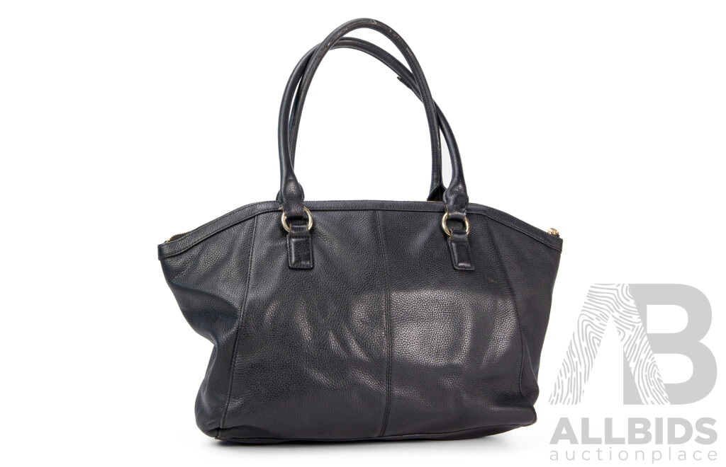 Black Leather Doctor’s Bag – by Oroton