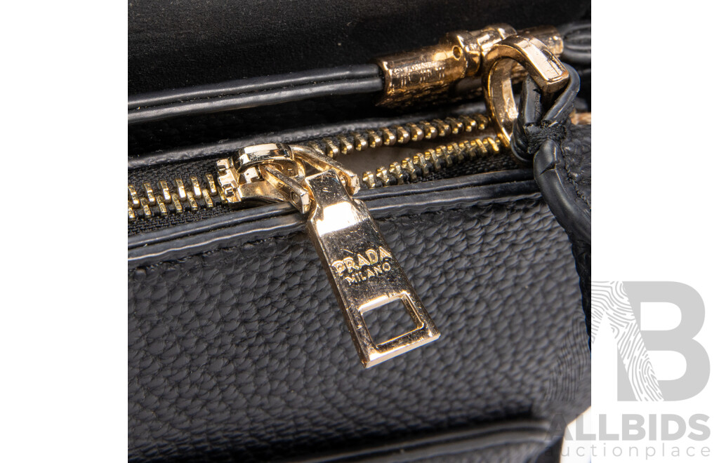 Black Pebbled Leather Hand/Shoulder Bag – by Prada