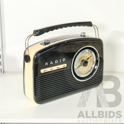 Terris Retro Style AM/FM Radio