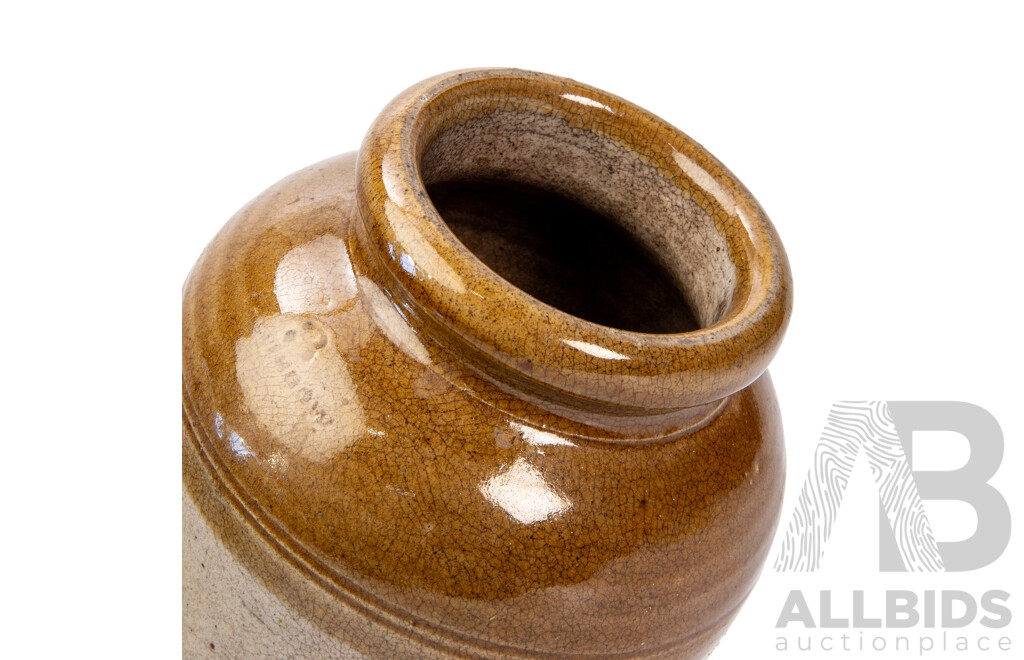 Late 19th Century Lithgow Pottery Stoneware Bung Jar and Reference Book Signed by Ian Evans