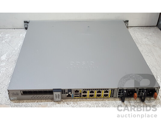 Cisco (ASA5555 V05) ASA 5555-X Adaptive Security Appliance