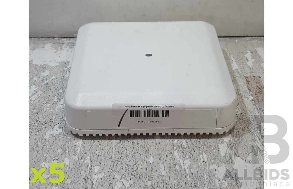 Cisco (AIR-AP3802I-Z-K9) Aironet 3802 Series 802.11ac Dual Band Access Point - Lot of Five