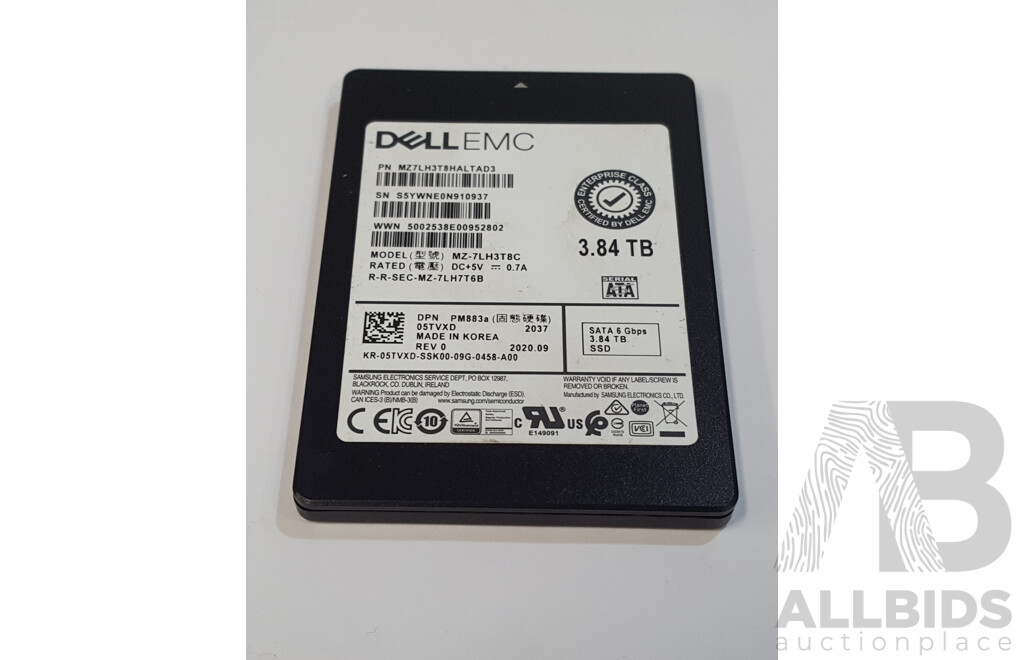 Dell EMC (MZ-7LH3T8C) 3.84TB SATA 6Gbps 2.5-Inch Solid State Drive