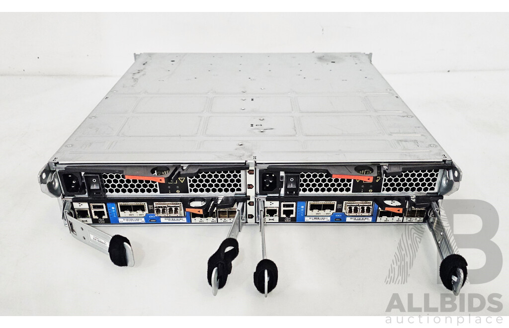 NetApp (NAJ-1501) 24-Bay 2RU Hard Drive Array W/ SAS Controller Modules