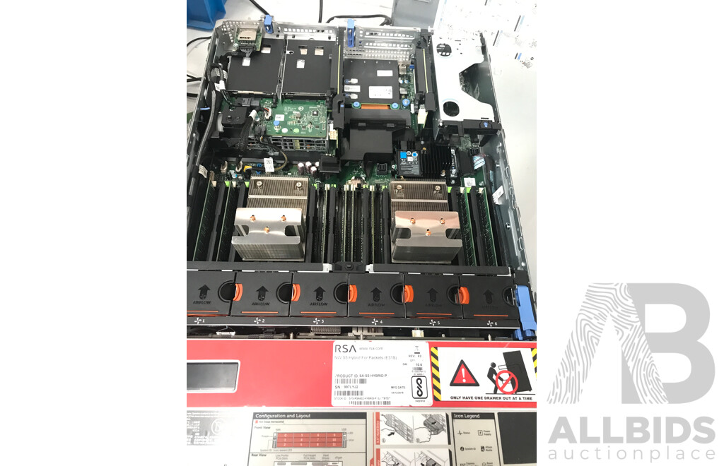 RSA (E31S001) PowerEdge R730xd Dual Intel Xeon (E5-2620 V4) 2.1GHz-3GHz 8-Core CPU 2RU Server W/ 56GB DDR4