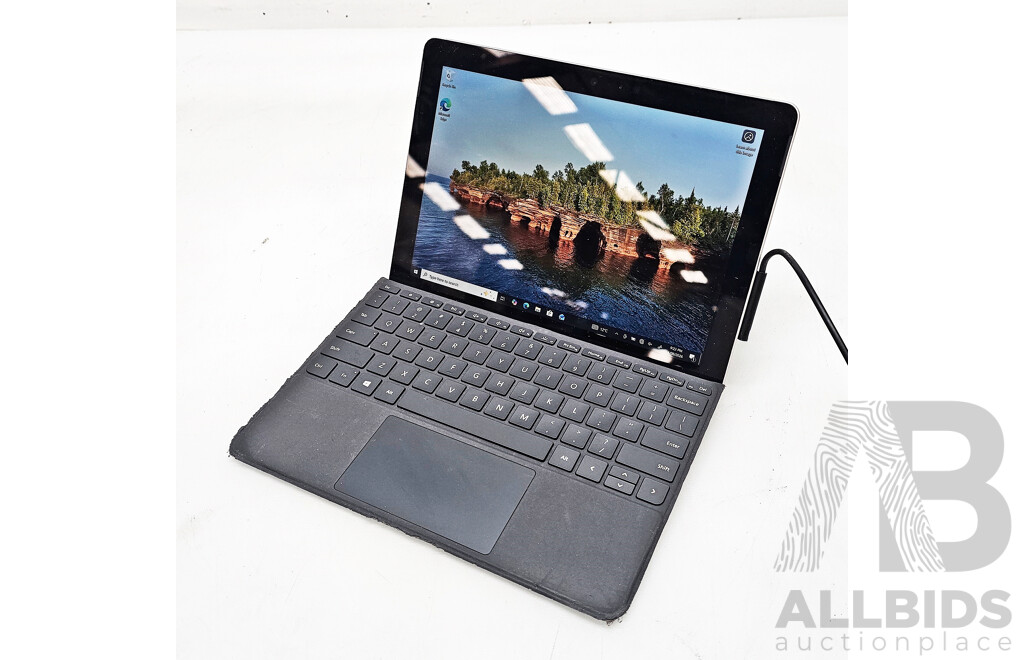 Microsoft (1824) Surface Pro 4 Intel Pentium (4415Y) 1.60GHz 2-Core CPU 128GB 10-Inch Touchscreen Detachable Laptop