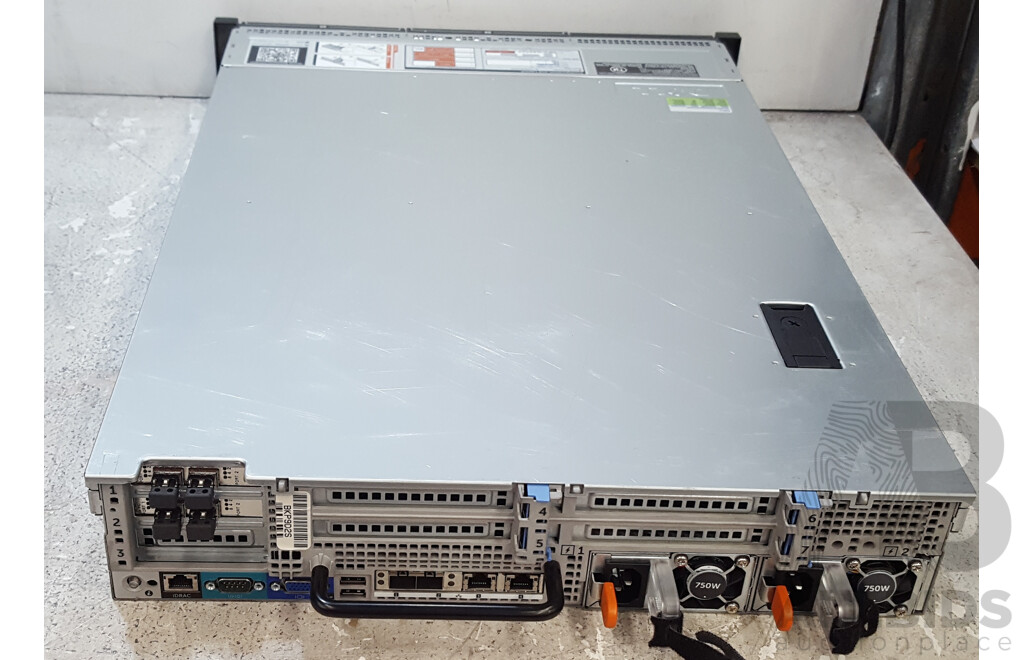 Dell PowerEdge R720 Dual Intel Xeon (E5-2665 0) 2.40GHz-3.10GHz 8-Core CPU 2RU Server w/ 96GB DDR3