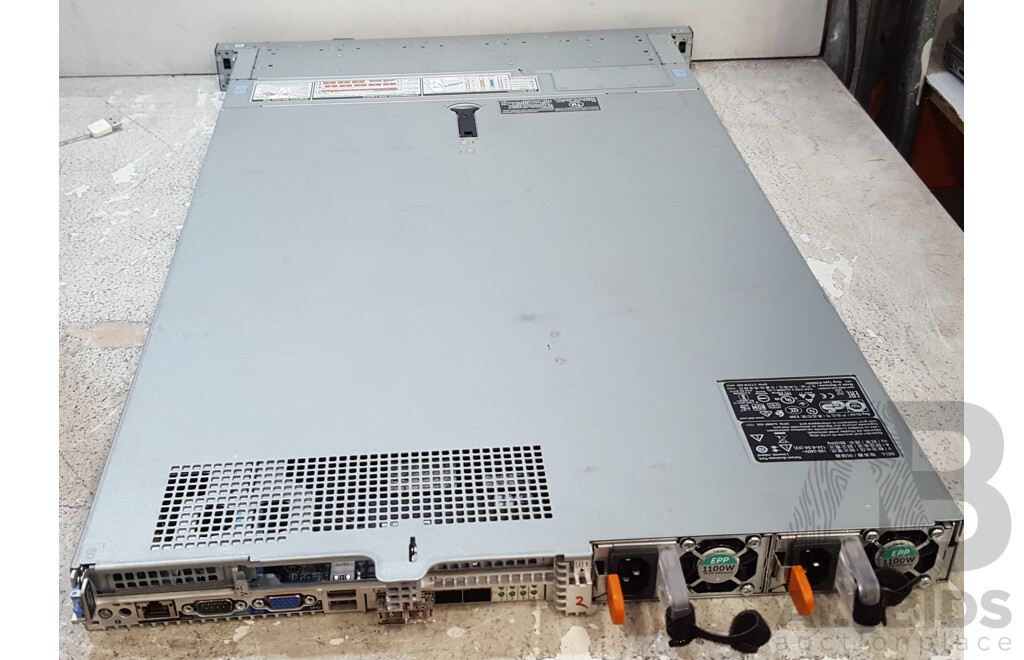 Dell EMC VxRail E560F Intel Xeon GOLD (6230) 2.10GHz-3.90GHz 20-Core CPU 1RU Server w/ 32GB DDR4