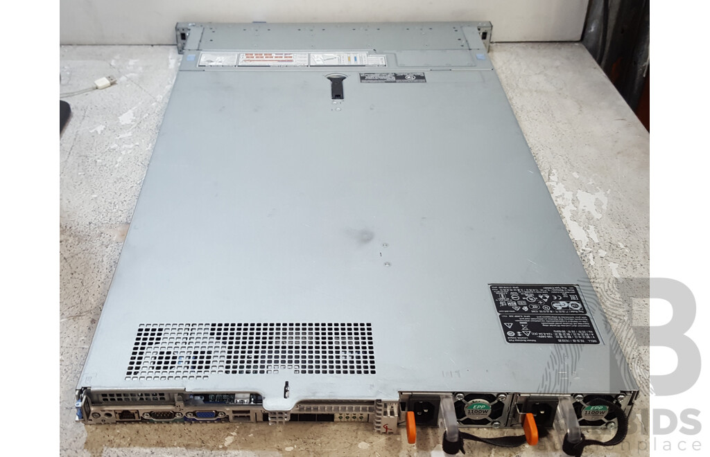 Dell EMC VxRail E560F Intel Xeon GOLD (6230) 2.10GHz-3.90GHz 20-Core CPU 1RU Server w/ 32GB DDR4