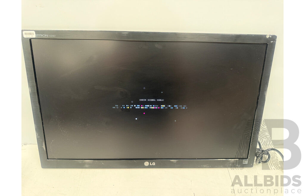 2x LG Flatron E2351VR LED 23Inch Monitors + Dual Monitor Desk Mount with USB Plugs