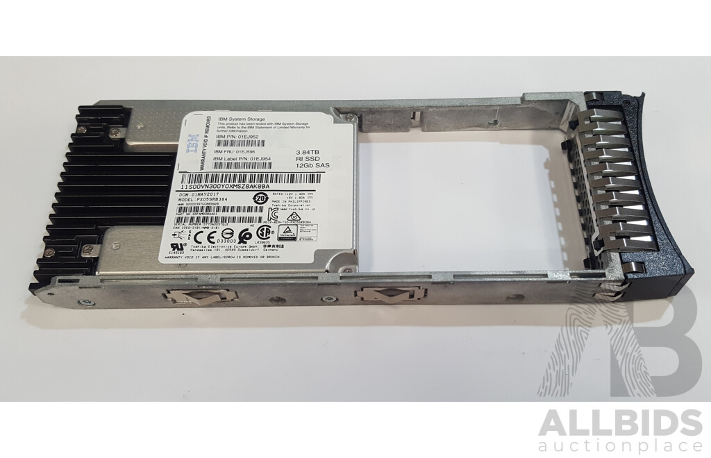 IBM (01EJ952) 3.84TB SAS 12Gbps 2.5-Inch Read-Intensive Enterprise Solid State Drive