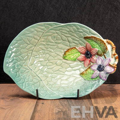 Carlton Ware Glazed Leaf Form Dish