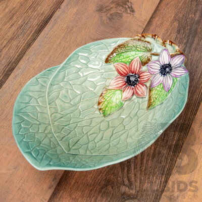 Carlton Ware Glazed Leaf Form Dish
