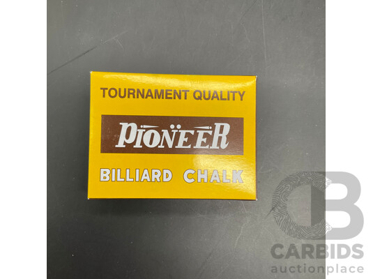 1661232 · Assorted Billiard Equipment - Chalk Green  - Lot of 864