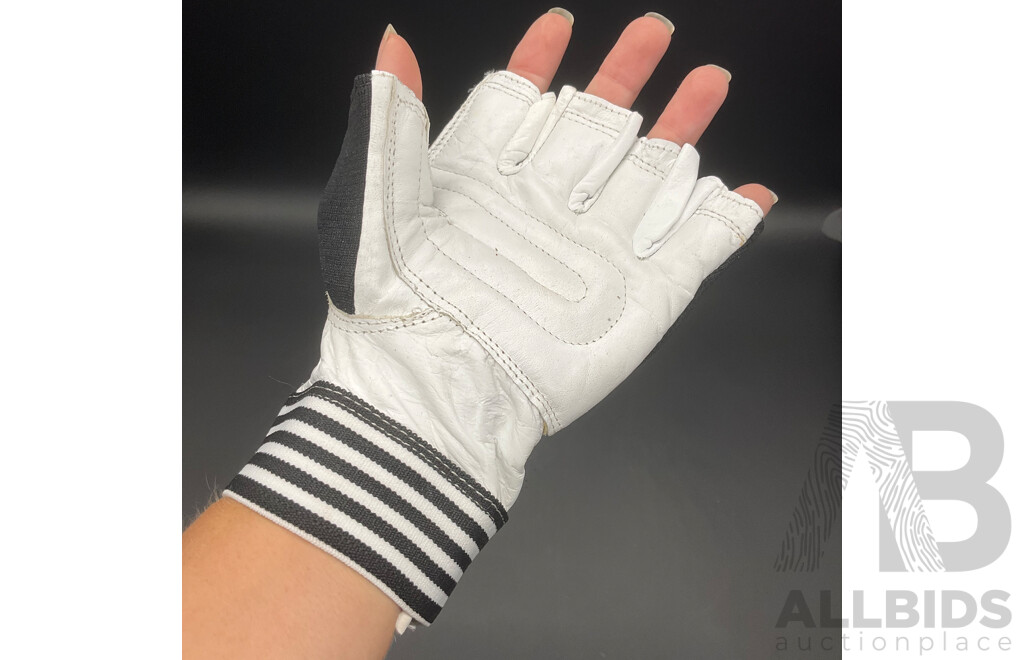 JOSAN Leather Weight Gloves - Lot of 30