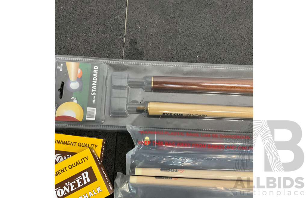 Assorted Billiard Equipment - Nick Varner Cue (6x) and Chalks - Lot of 12