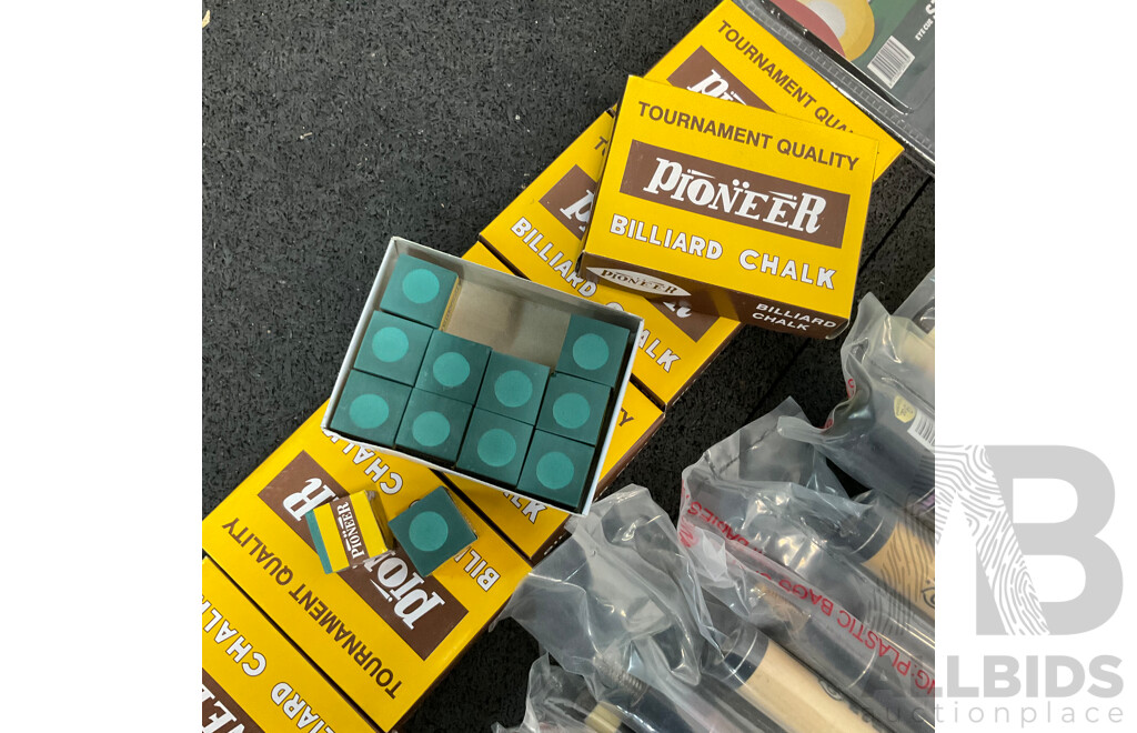 Assorted Billiard Equipment - Nick Varner Cue (6x) and Chalks - Lot of 12