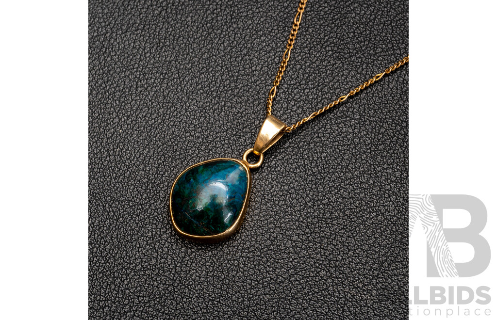 9ct Eliat Cabochon Pendant on Figaro 5+1 Necklace, 50cm, 6.89 Grams