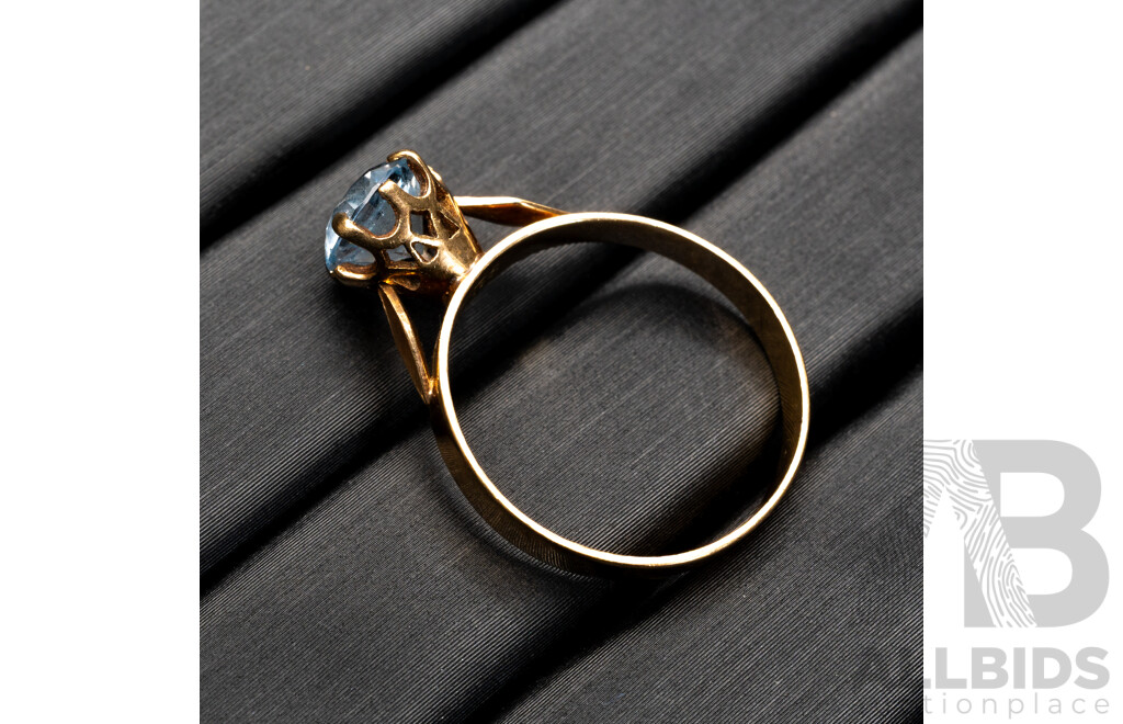 9ct Vintage Pale Blue Sapphire Solitaire Ring, Size O, 1.98 Grams