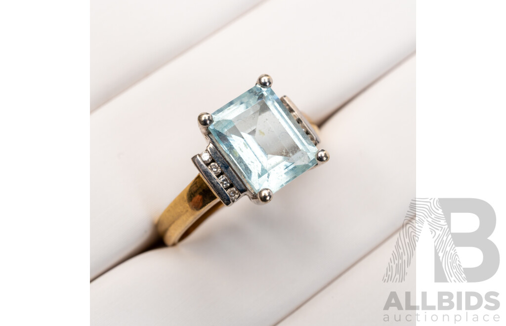 9ct Aquamarine & Diamond Ring, Size M, 2.91 Grams