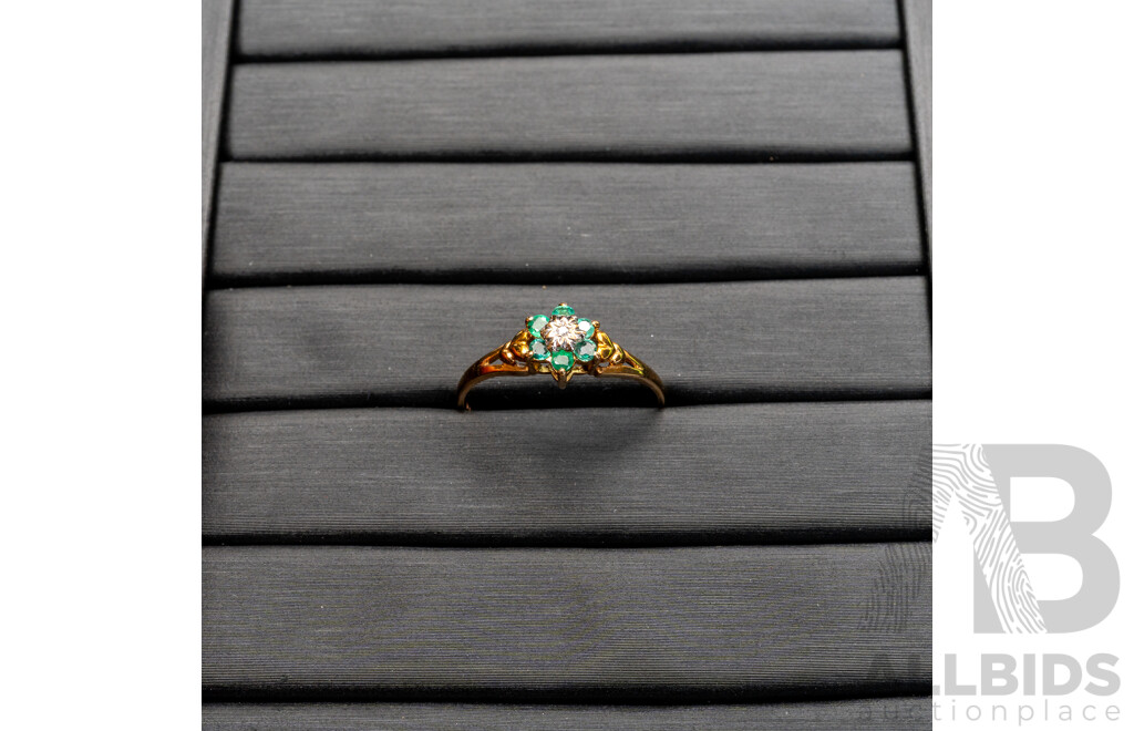 9ct Vintage Biron Emerald & Diamond Daisy Ring, Size R, 1.49 Grams