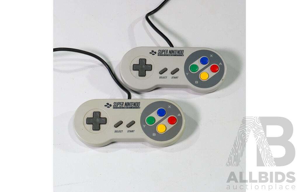 Vintage Nintendo Super NES Video Game Console with Controllers, Games & Power Cables