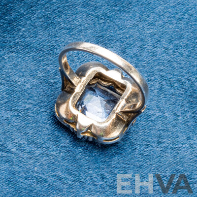 935 Silver Ring with Princess Cut Topaz - Size O