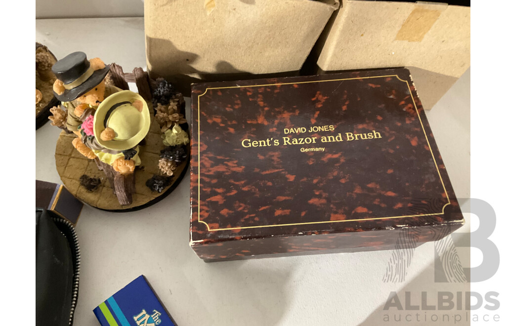 Vintage Kodak Instamatic 25, Boxed David Jones German Gent's Razor and Brush, Two 1981 Charles and Diana Wedding Mugs, Musical Tins, Resin Lover Bears