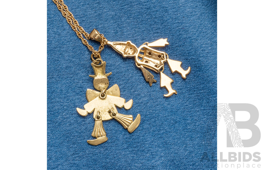 9ct Yellow Gold Scarecrow and Clown Necklace - 7.25gms