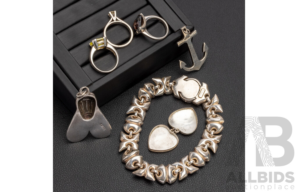 925 Sterling Silver Assorted Rings, Pendants and Bracelet. Lot of 7 - 67.65gms