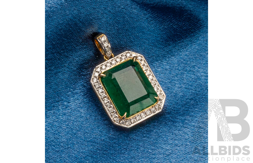 14ct Yellow Gold Emerald and Diamond Pendant with Valuation - 2.92gms