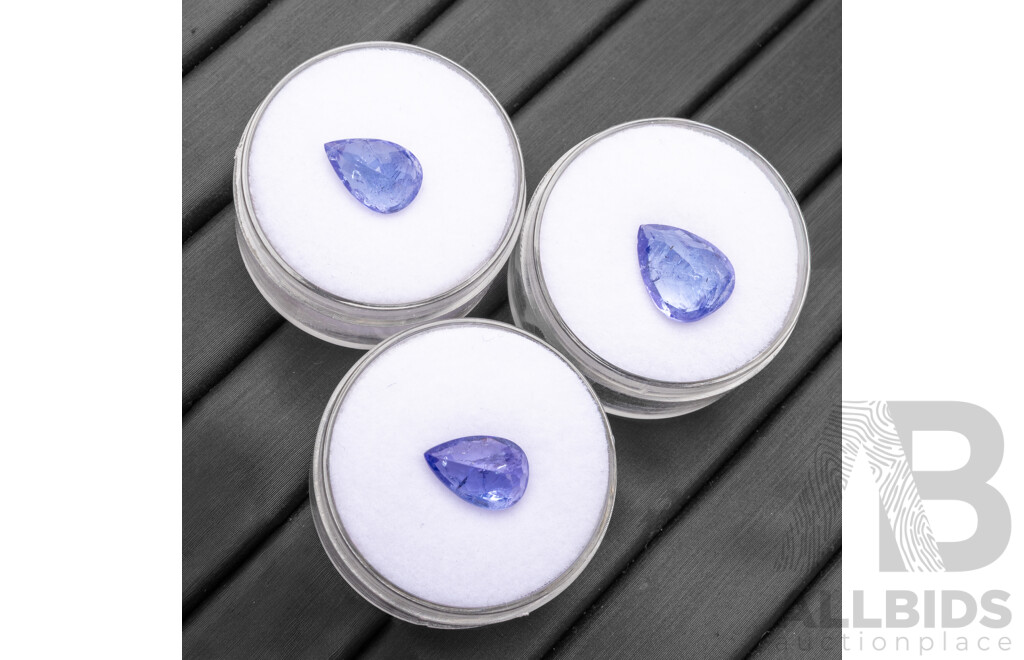 7.75cts of Pear Cut Tanzanites