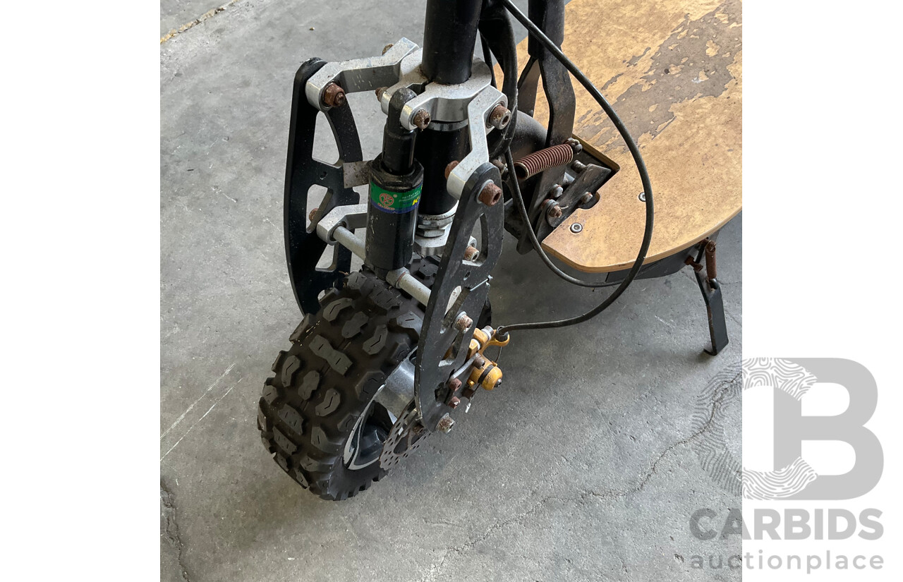 Spare & Repair - NCM 28 '' Frame with Front Wheel & Cheng Shine Tire Size 26'' & E-scooter