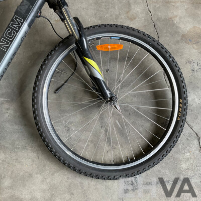 Spare & Repair - NCM 28 '' Frame with Front Wheel &  Cheng Shine Tire Size 26'' & E-scooter