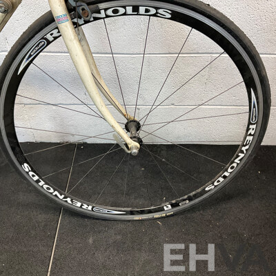 Vintage Giant Kronos Road Bike