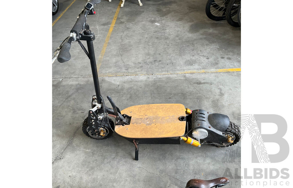 Spare & Repair - NCM 28 '' Frame with Front Wheel &  Cheng Shine Tire Size 26'' & E-scooter