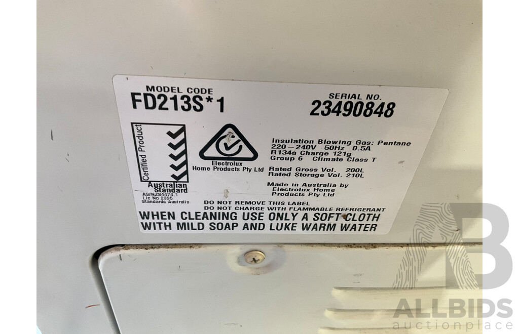 Westinghouse FD213S 210L Chest Freezer