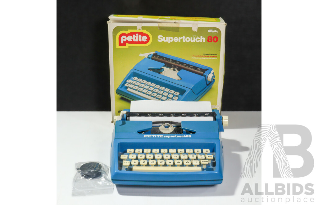 Vintage Boxed Petite Supertouch Childs Typwriter