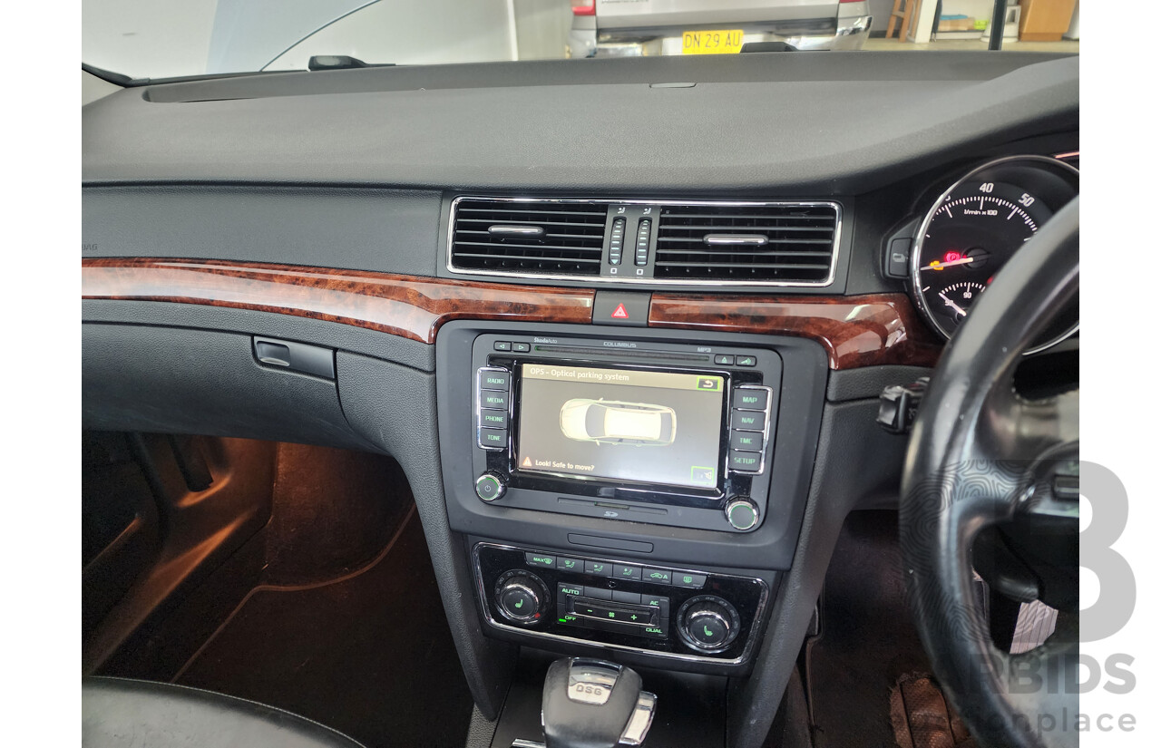 2/2014 Skoda Superb 118 TSI Elegance 3T MY13 4d Wagon Silver 1.8L